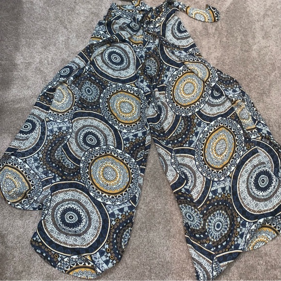 So unique! ANGL pant with attached overlay wrap skirt with tie SzSmall - Picture 9 of 12